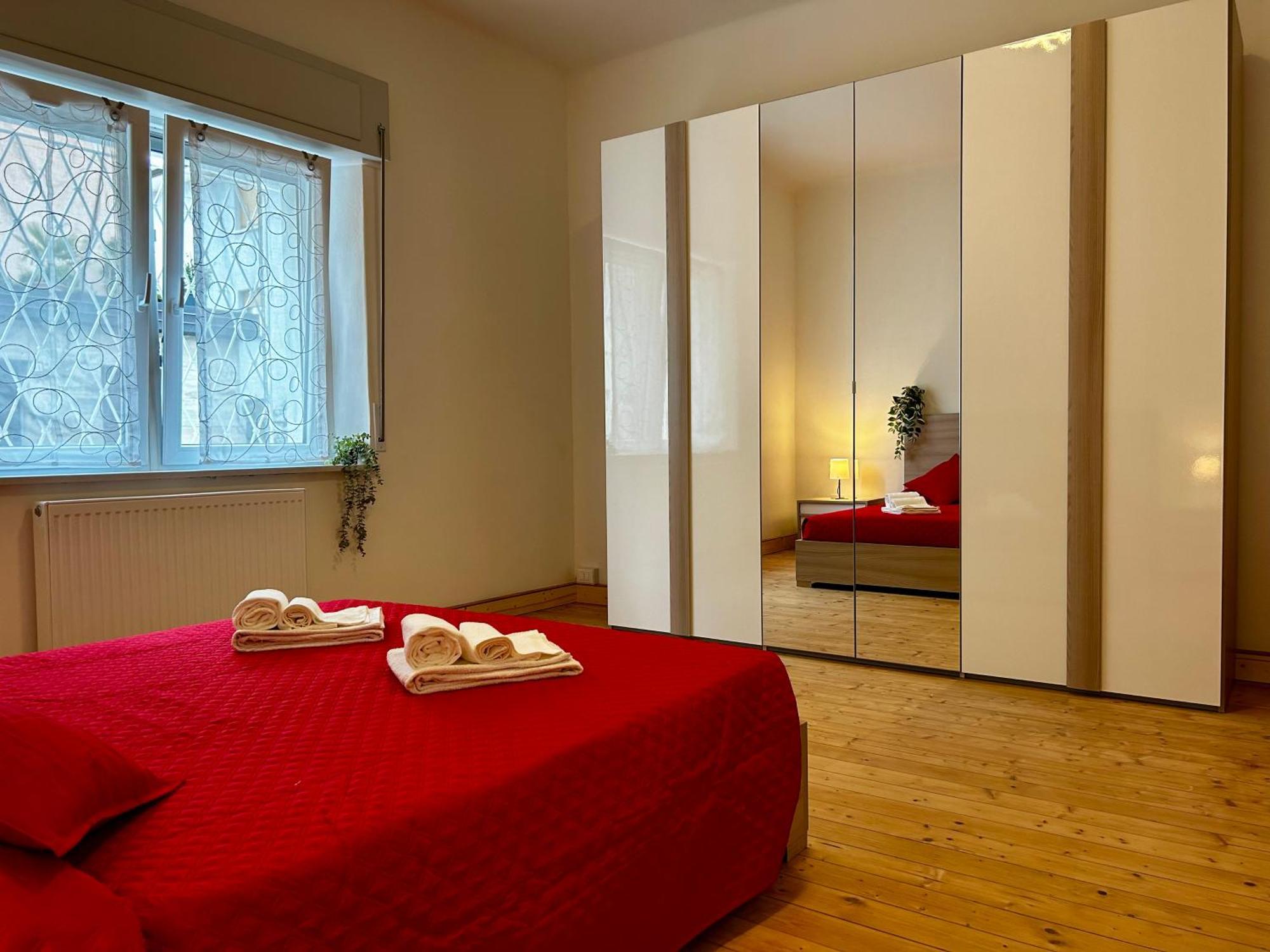 Luxury Allo Apartment In Center Of Удине Экстерьер фото